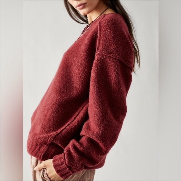 Free People Care Eastwood Tunic Sweater. - Picture 3 of 10
